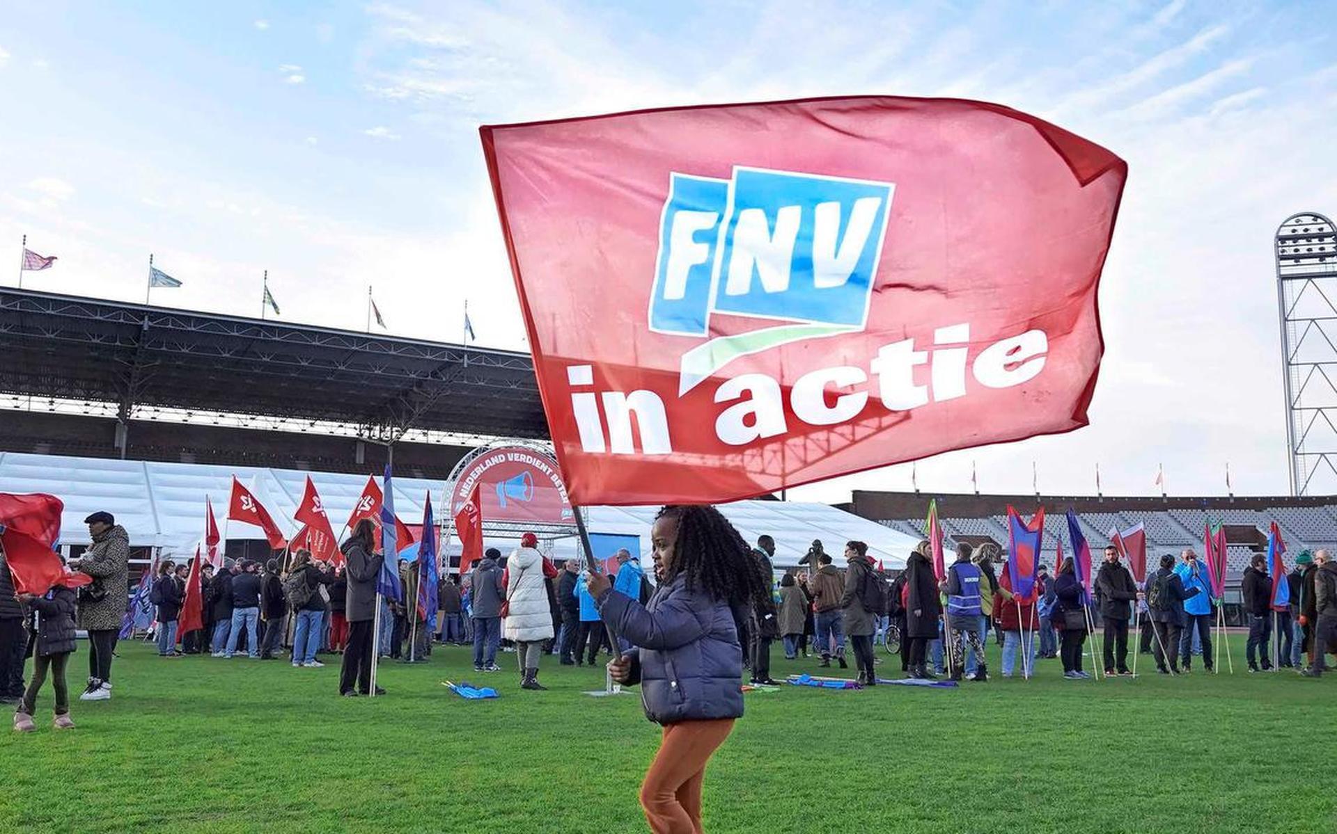 Inflatie jaagt werkenden naar de vakbond: ook jongeren worden lid