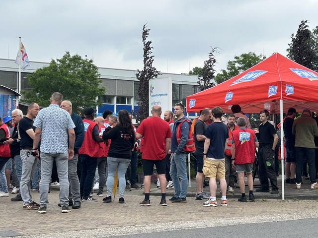 Stakingen in zuivel irriteren werkgevers. ‘Acties schaden de sector’