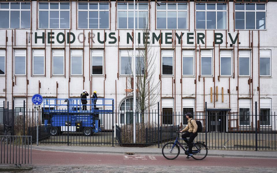 Het expertisecentrum van  de AI Fabriek krijgt onderdak in de oude tabaksfabriek van Niemeyer in Groningen. Die wordt omgebouwd tot IT hub.