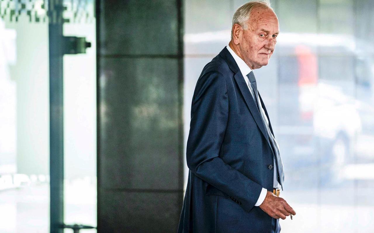 Johan Remkes, die optreedt als gespreksleider, sprak al met boerenorganisaties en legt deze week zijn oor te luisteren bij o.a. milieuorganisaties. FOTO ANP/HH Johan Remkes, die optreedt als gespreksleider, sprak al met boerenorganisaties en legt deze week zijn oor te luisteren bij o.a. milieuorganisaties. FOTO ANP/HH