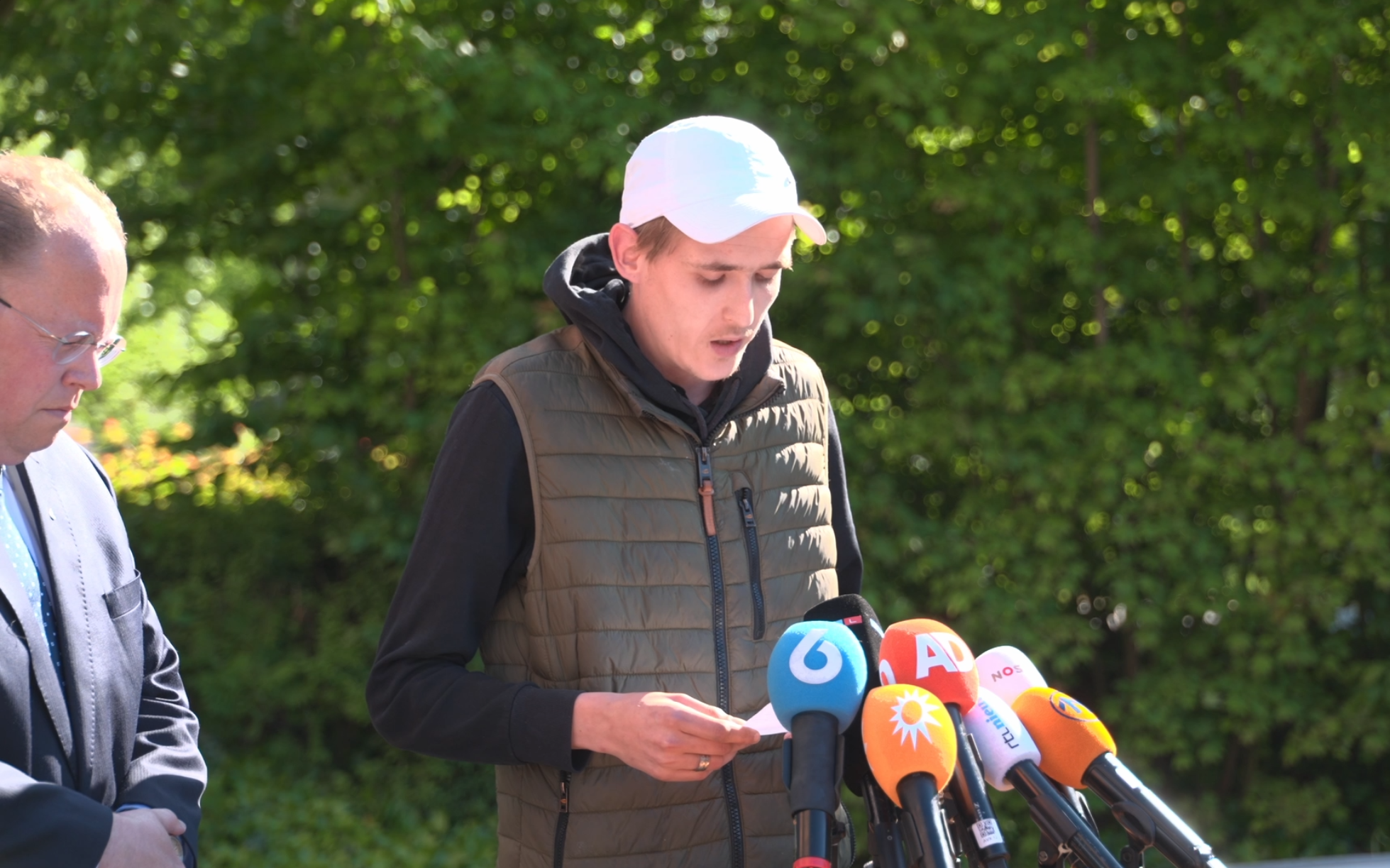 Halfbroer Rubertus brengt een statement.