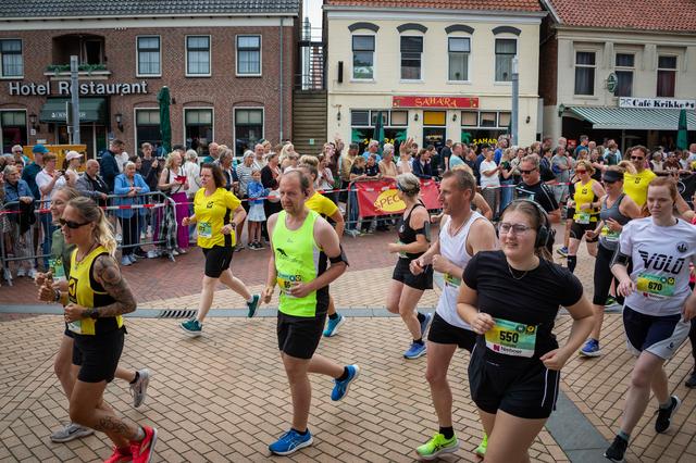 Eerste 4 Mijl van Winschoten trekt 700 lopers. Maar parcours is 150 meter te kort
