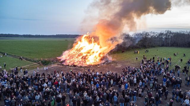 Waar zijn paasvuren in Drenthe en Groningen? Check alle locaties op deze kaart