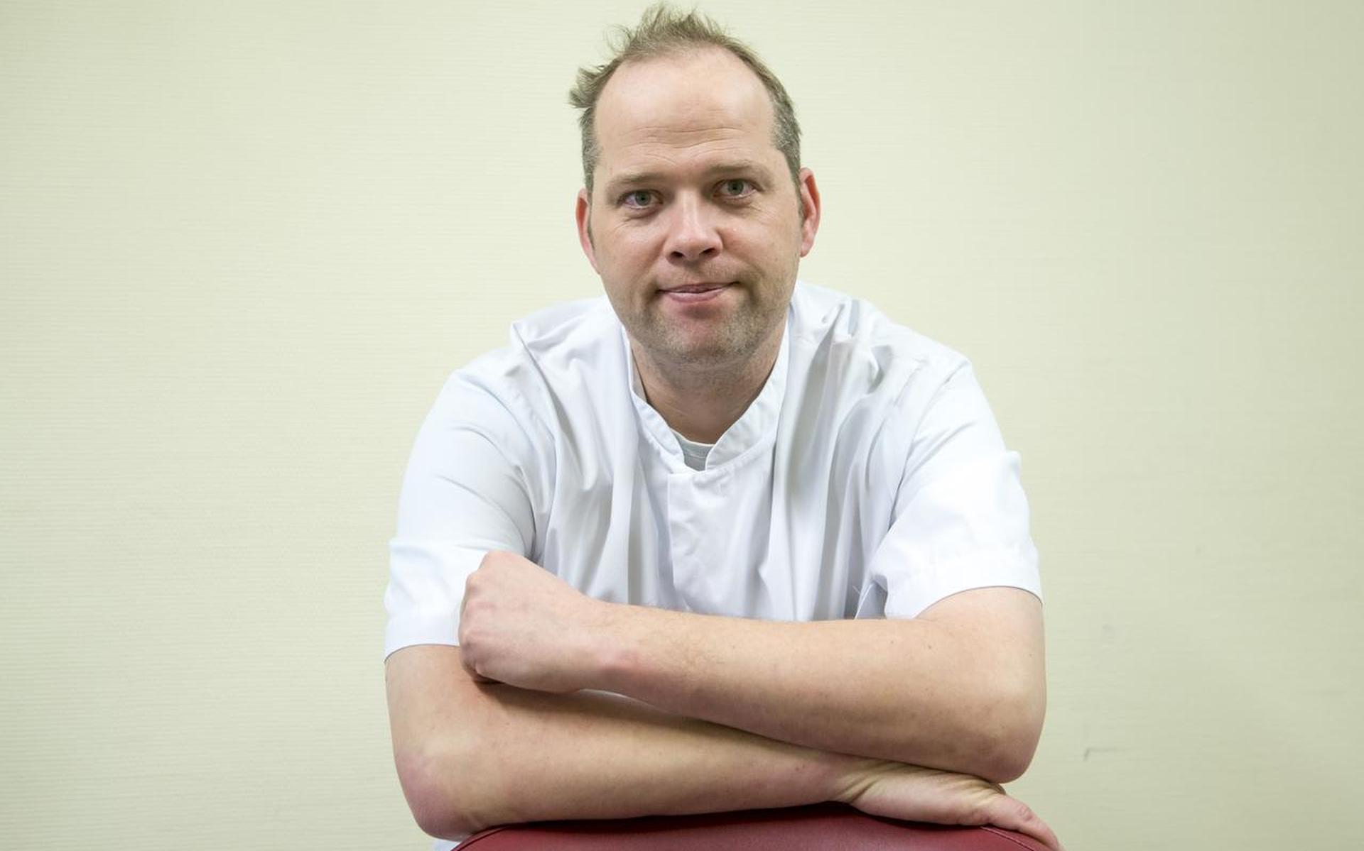 Boek Slotcouplet van longarts Sander de Hosson komt binnen op tweede