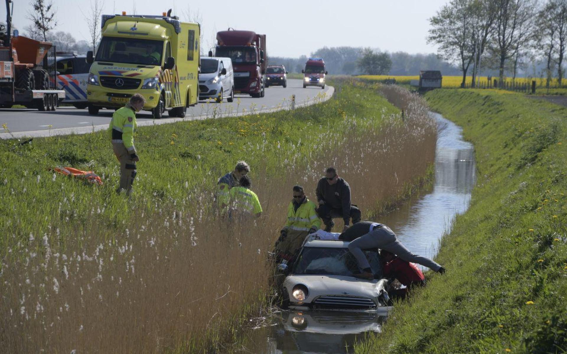 Het Weer In Loppersum Stedumerweg bij Loppersum weer vrij na frontale aanrijding (update