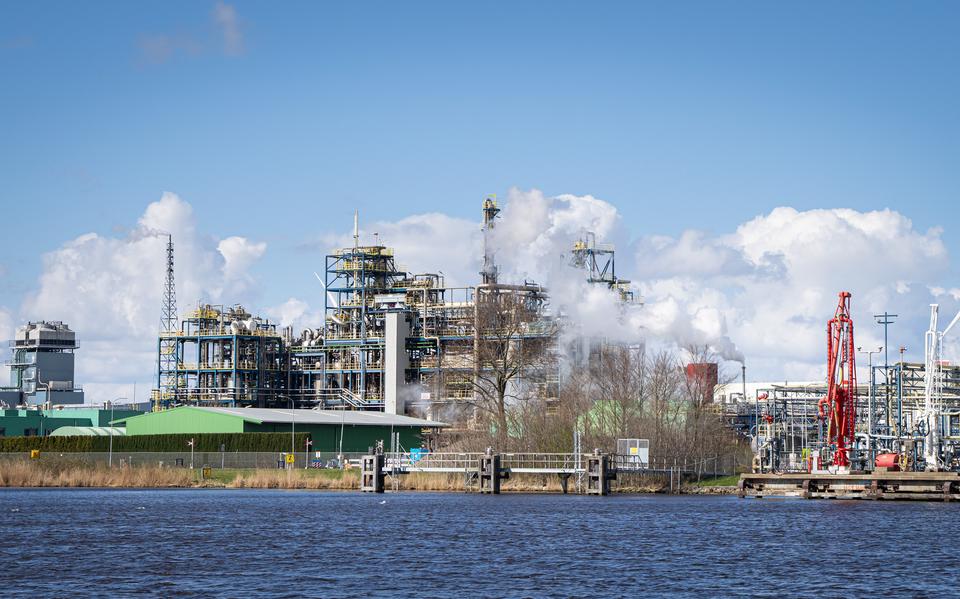 Chemiepark in Delfzijl. 