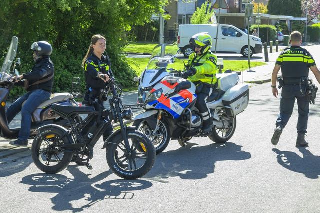 Fatbikes in beslag genomen bij politieactie in overlastwijk Delfzijl