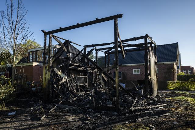 Warffum raakt met het verwoeste weegbrughuis een stukje geschiedenis kwijt. ‘Het verdriet is groot’