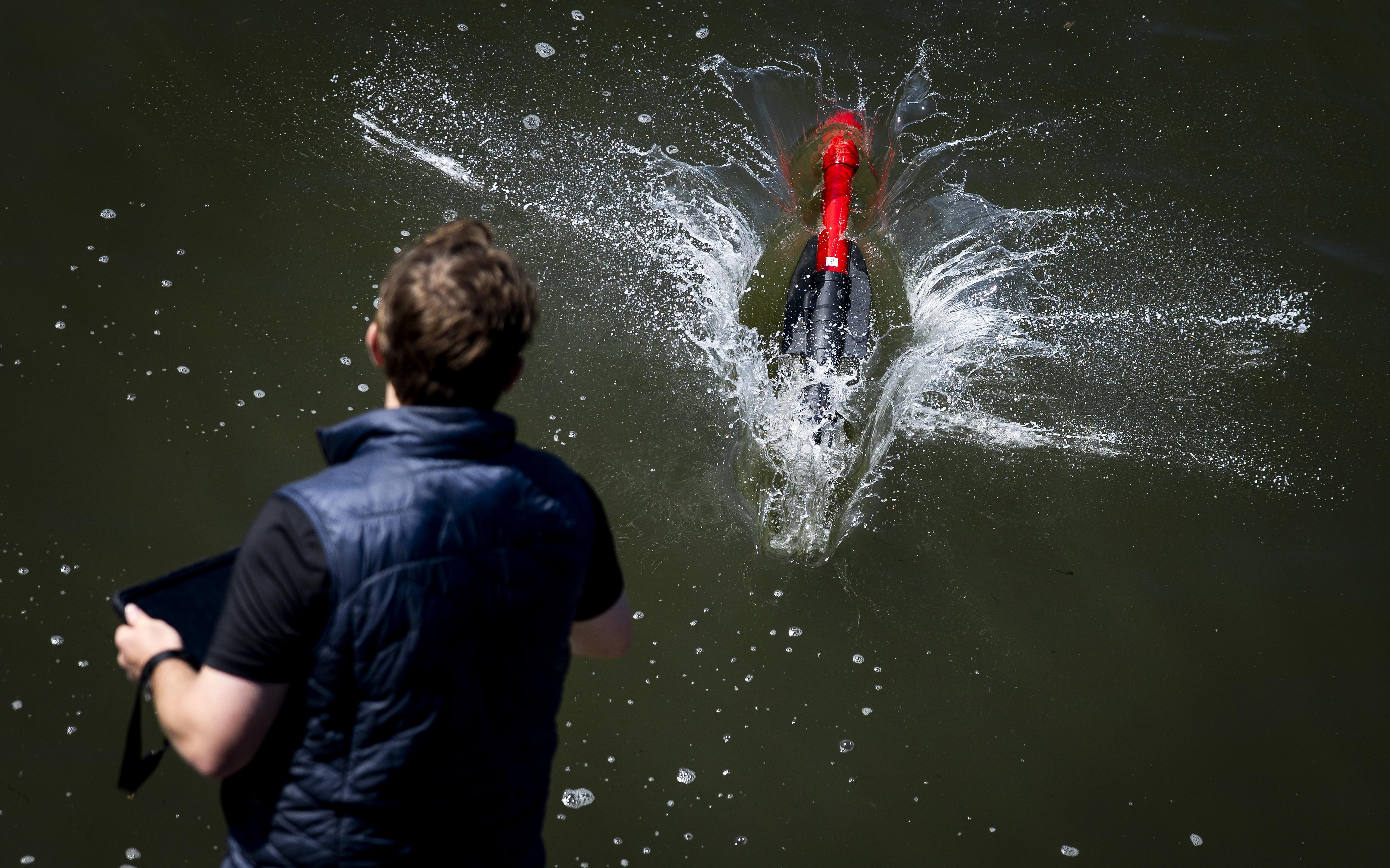 Onderwaterdrones controleren of gaspijpleidingen en datakabels worden gesaboteerd.  