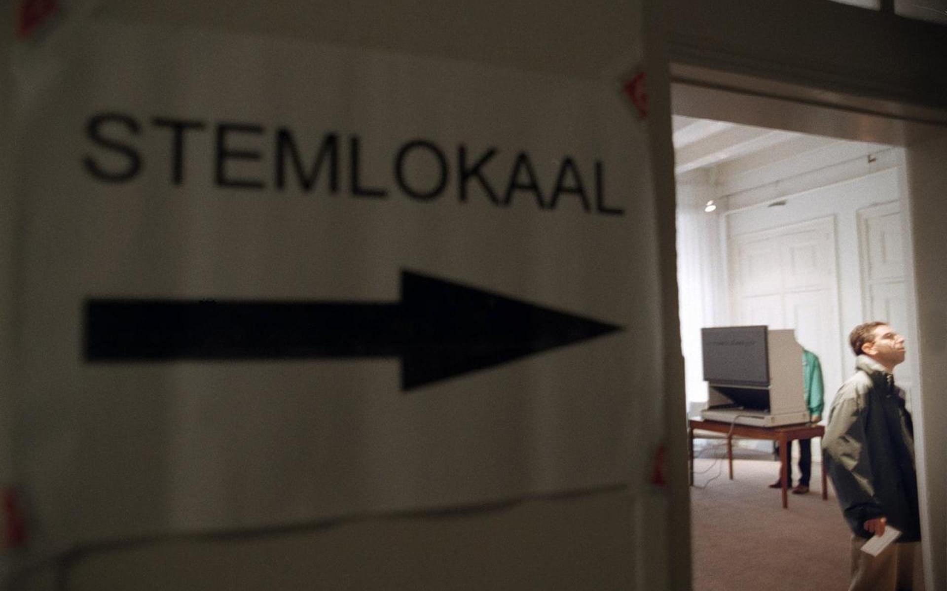 Bij de komende gemeenteraadsverkiezingen doet de PVV in 30 gemeenten mee. Foto: Archief DvhN