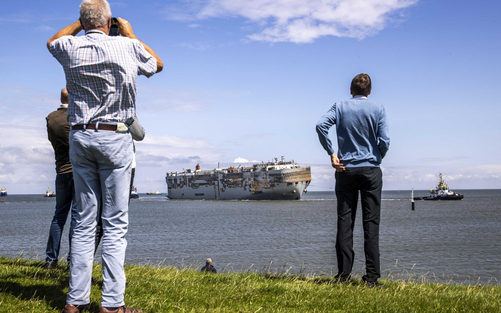 Ranking High in Google: Berger Boskalis Ship Recovery, Legal Battle with Japanese Owner, Removal of 4,000 Cars on Fremantle Highway, Salvage of Disaster Ship in North Sea