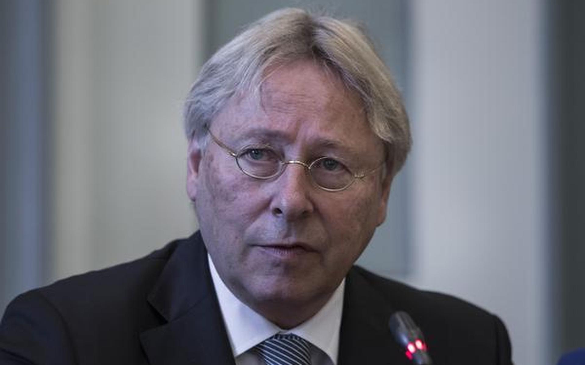 Burgemeester Peter den Oudsten. FOTO DVHN