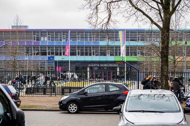 Scholenfusie Winkler Prins in Veendam en Aletta Jacobs College in Hoogezand uitgesteld. ‘Niet aanget