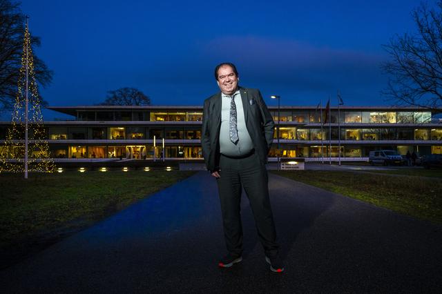 Burgemeester Thijsen in de bres voor journalist Dorpsklanken. ‘Pers controleert politiek, niet ander