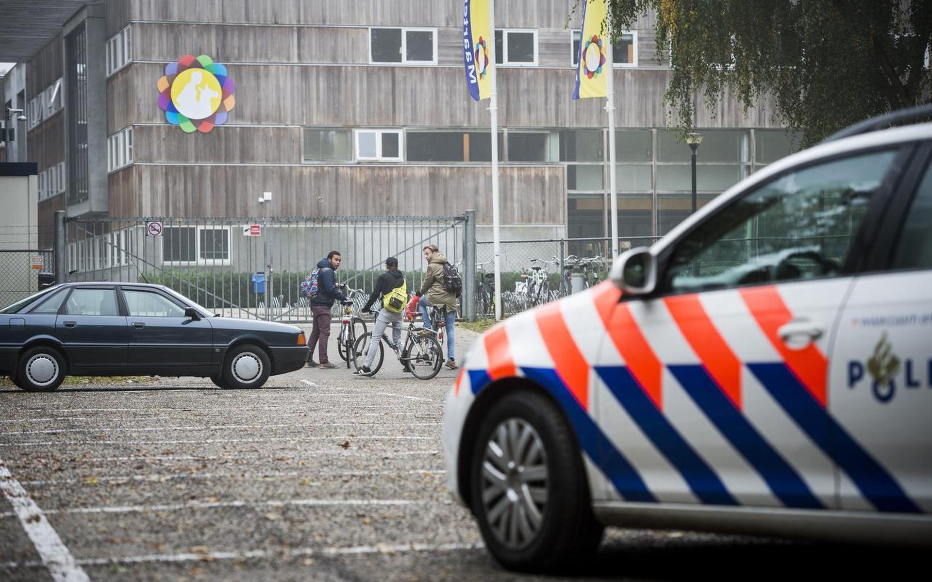 Scholen Ontruimd Na Bommeldingen - Dagblad Van Het Noorden