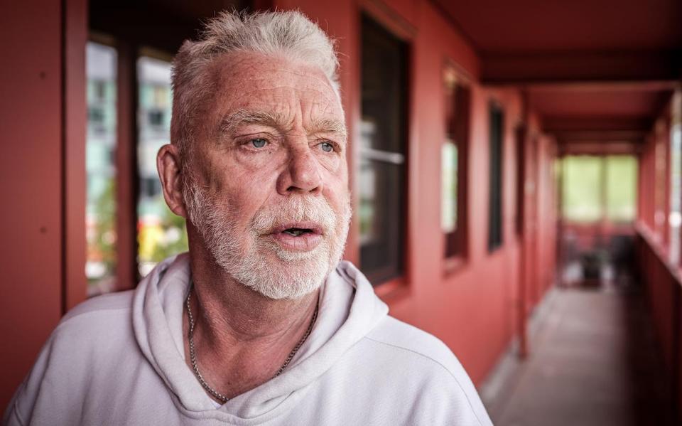 Taalambassadeur John Groenboom: ,,Voorheen zeiden mensen 'ach, het is Sjonnie maar'. Nu laat ik me niet meer in een hoekje drukken.'' 