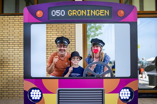 Groningen heeft eindelijk een nieuw busstation. ‘Een cijfer? Een dikke 9!’