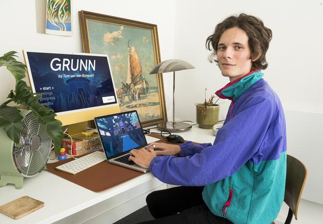 Tom (29) wint met zijn game ‘Grunn’ beste game van 2025. ‘Gevierd in de McDrive’