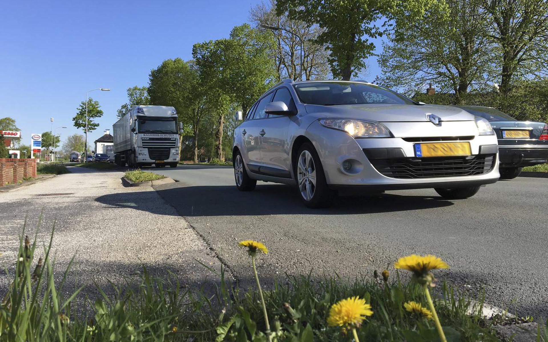 Dagelijks rijden tien- tot twaalfduizend auto’s door Adorp, Sauwerd en Winsum.