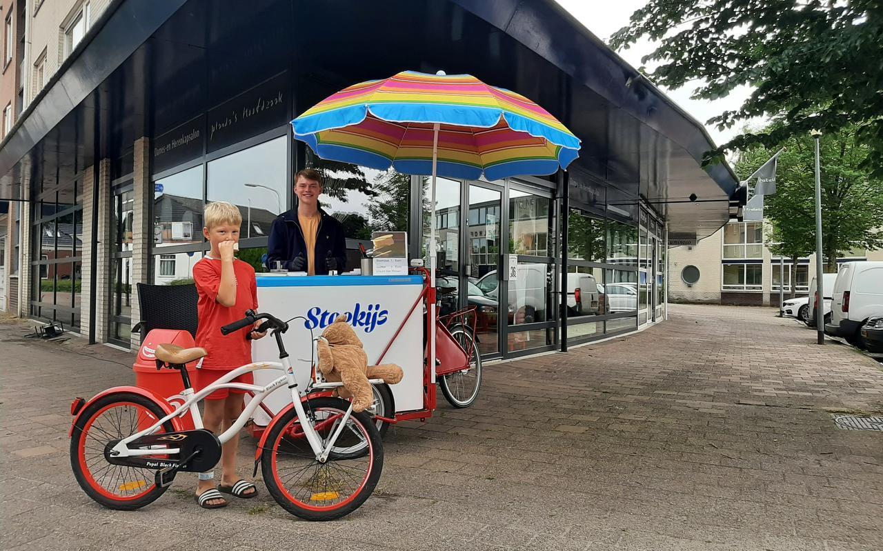 Jonge ondernemer Ruben Timmerman steelt in Harkstede harten met steekijs - Dagblad van het Noorden