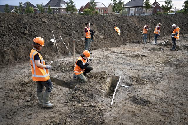 Archeologische vondsten in Zuidhorn onthullen 2000 jaar oude geschiedenis. ‘Dat verrast me’