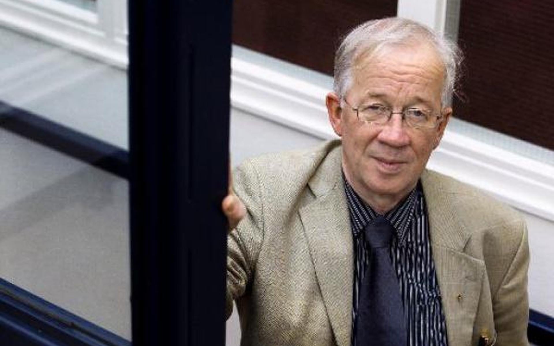 Erepenning voor Patrimoniumman Jan van der Heide - Dagblad van het Noorden