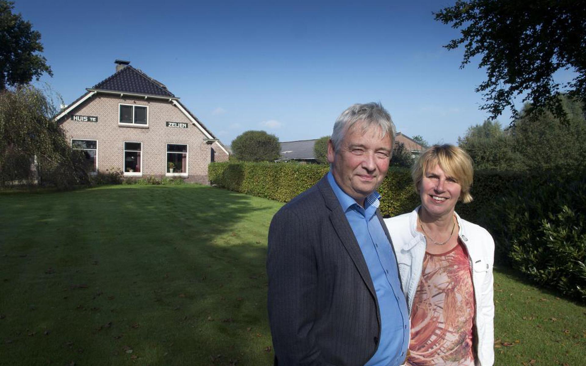 Bert Pathuis en Marja Takens gaan niet uit van de zorg - Foto: Hilbrand Dijkhuizen