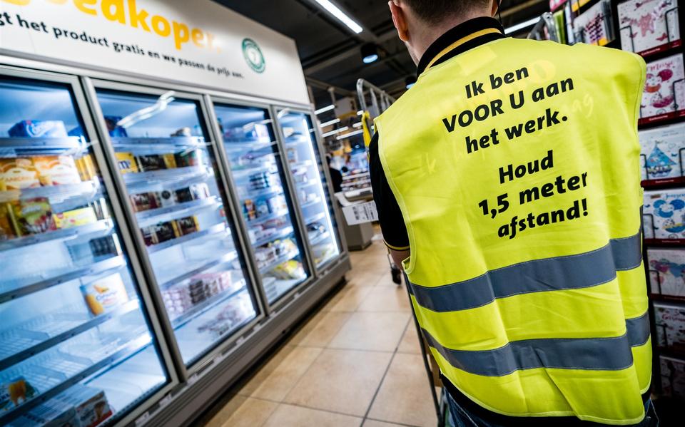 Een afgesloten gang voor het vakkenvullen in een Jumbo-supermarkt. 