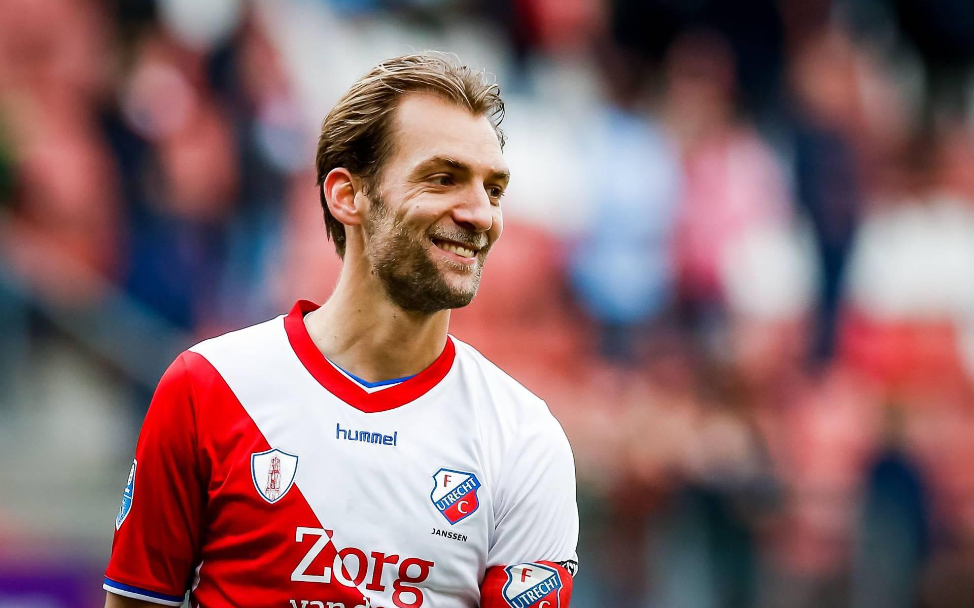 Fc utrecht shirt kopen hot sale