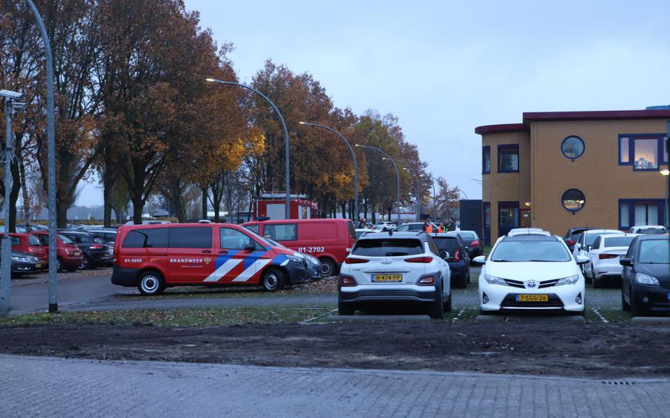 Veel hulpdiensten bij aanmeldcentrum in Ter Apel.