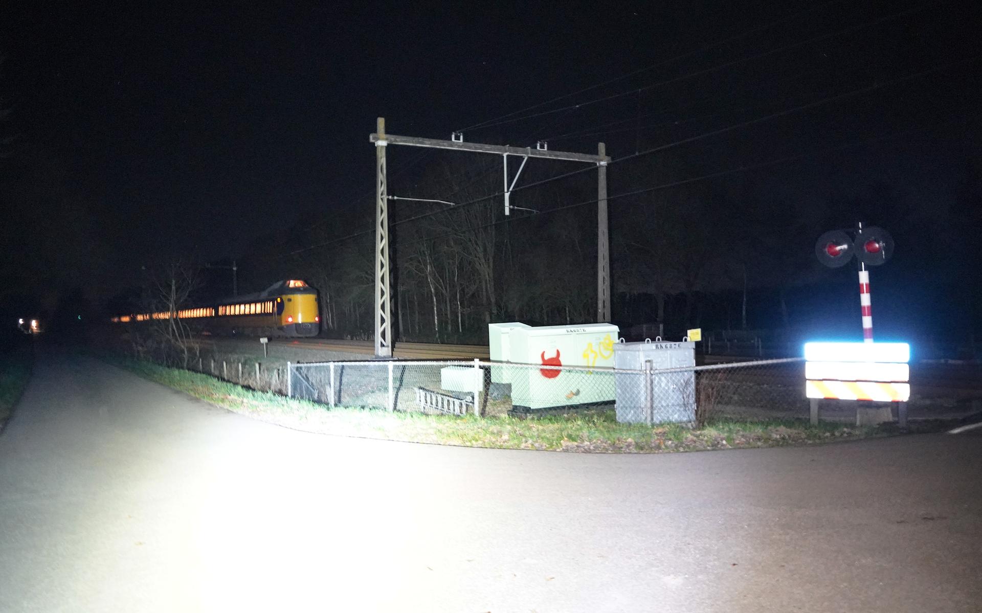 Spoor bij spoorwegovergang Bondweg Tynaarlo was even gestremd door botsing van trein met object.