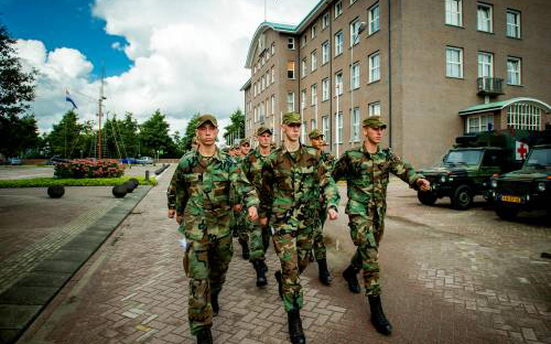morgen Kritiek rust Onderzoek naar EU-burgers in Nederlands leger - Dagblad van het Noorden