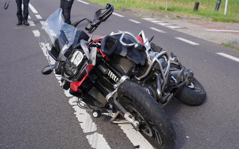 Motorrijder gewond bij aanrijding N375 Ruinerwold.