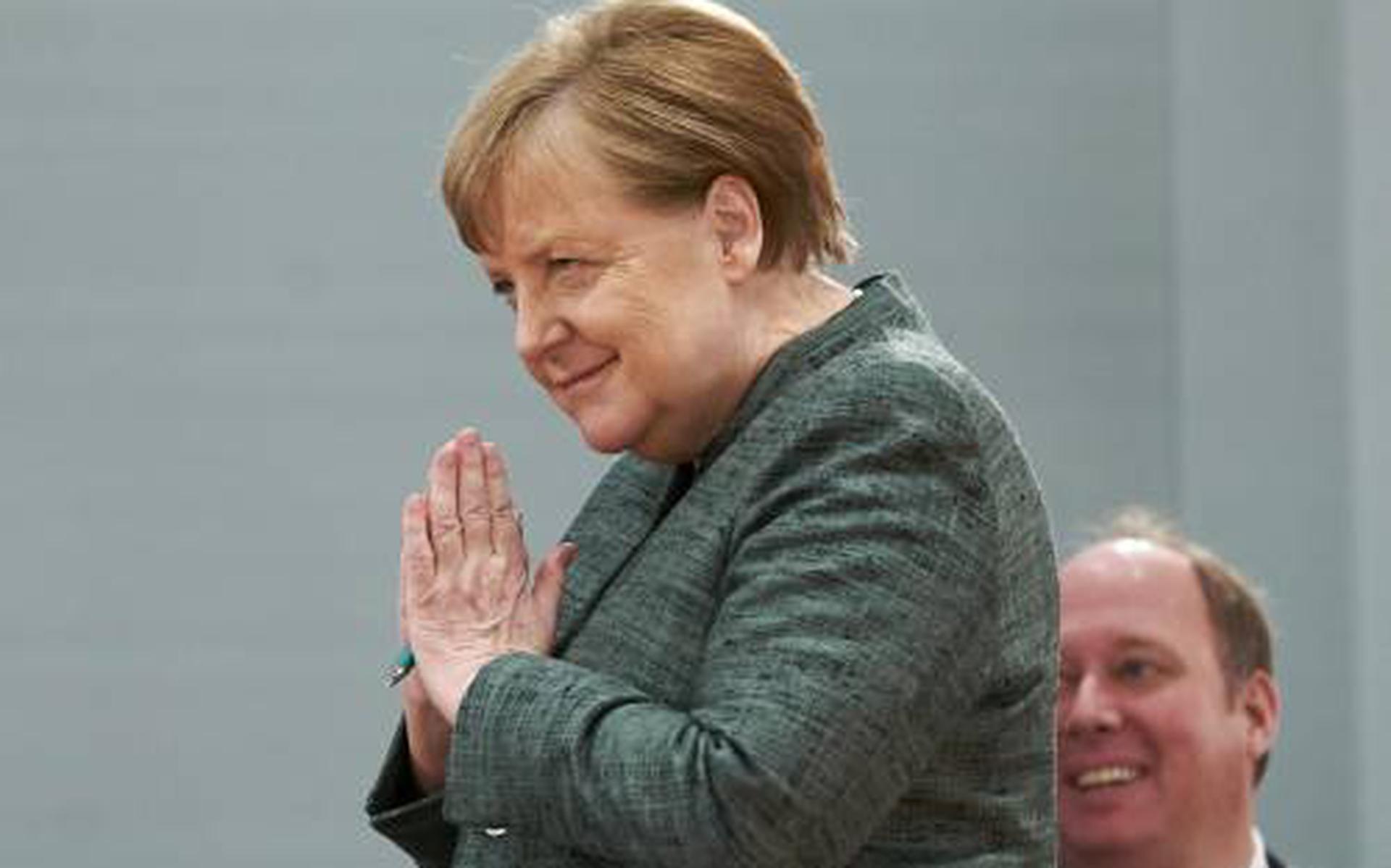 Merkel is hoopvol en vindt strengere maatregelen niet nodig
