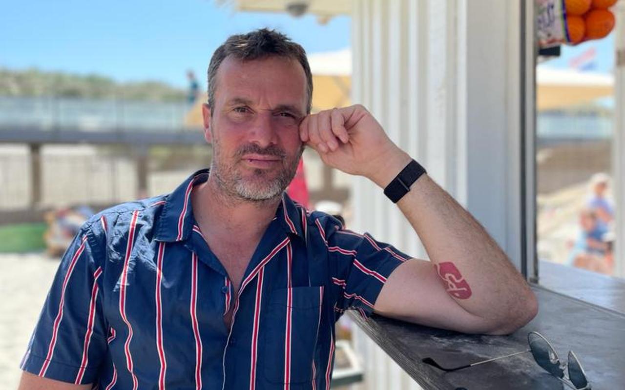 Gerald Sibon met zijn tatoeage van de Olympische Spelen in 2008. Foto: Cisca Pichel Gerald Sibon met zijn tatoeage van de Olympische Spelen in 2008. Foto: Cisca Pichel