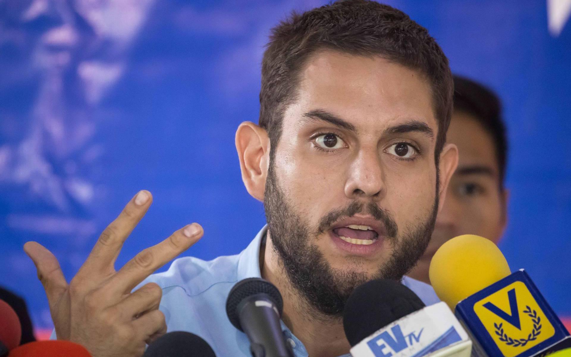 Regime Venezuela laat opposant 'vrij' en zet hem onder huisarrest