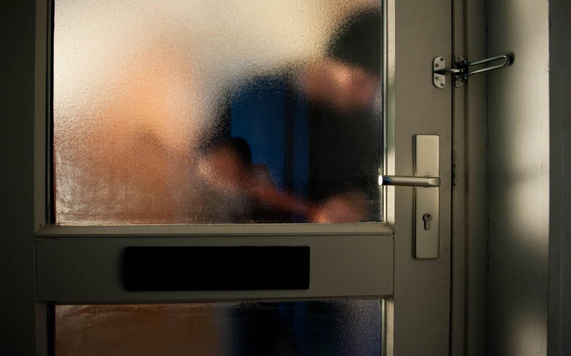 Mannen verdacht van leegroven negen woningen in Assen, Smilde en Bovensmilde terwijl bewoners op vak