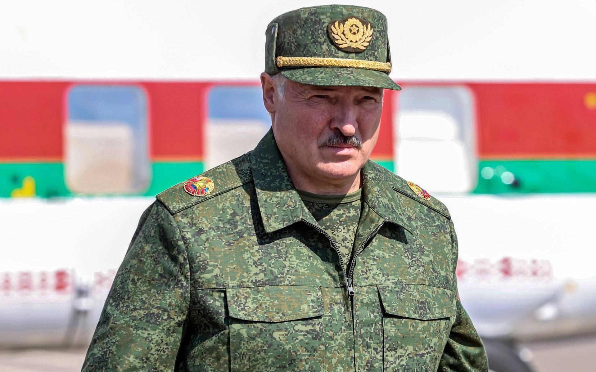 Loekasjenko gaat snel naar Moskou om Poetin te spreken