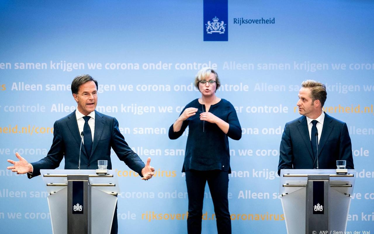 Het kabinet komt vandaag met regionale maatregelen tegen de groei van het aantal coronabesmettingen. Het kabinet komt vandaag met regionale maatregelen tegen de groei van het aantal coronabesmettingen.
