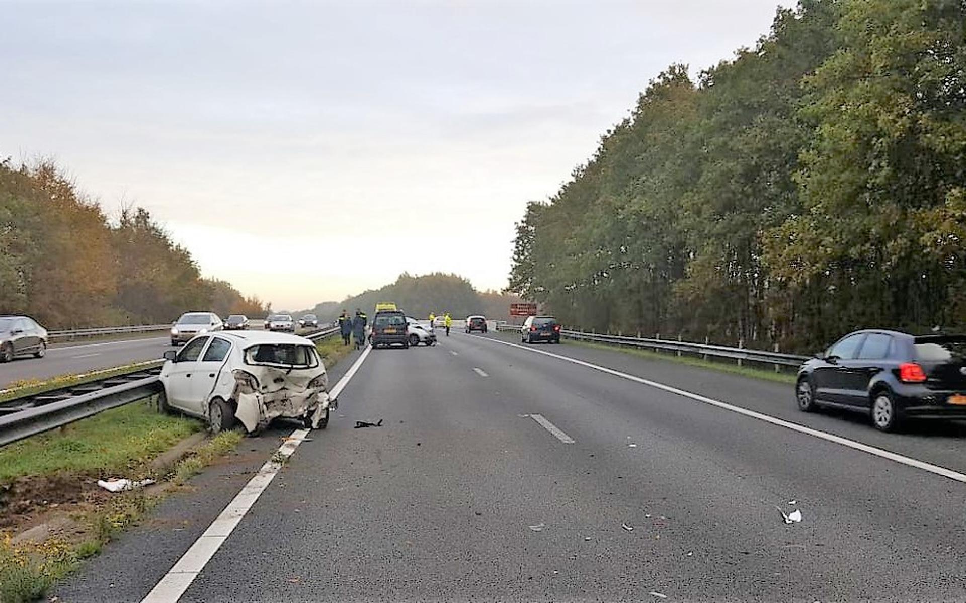 File na ongeluk op de A28 bij Ubbena: vertraging voorbij - Dagblad van het Noorden