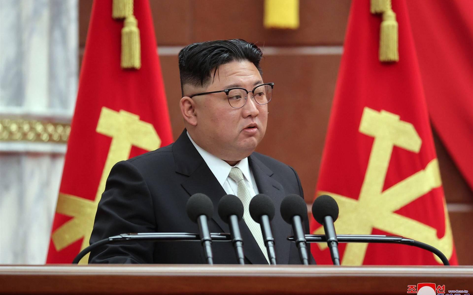 Kim Jong-un: Noord-Korea moet klaar staan voor nucleaire aanval.