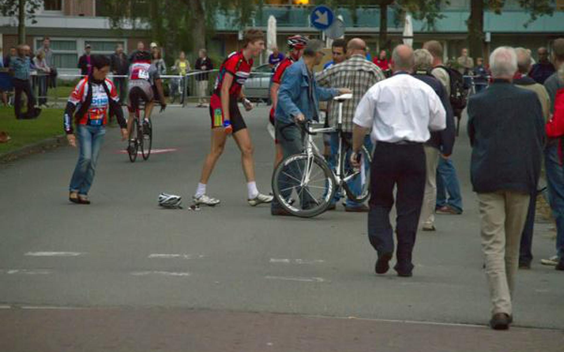 Valpartij Veroorzaakt Door Beschonken Fietser - Dagblad Van Het Noorden