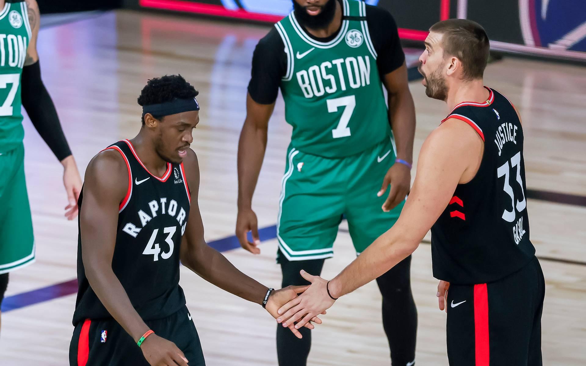 Basketballers Toronto Raptors dwingen zevende duel af