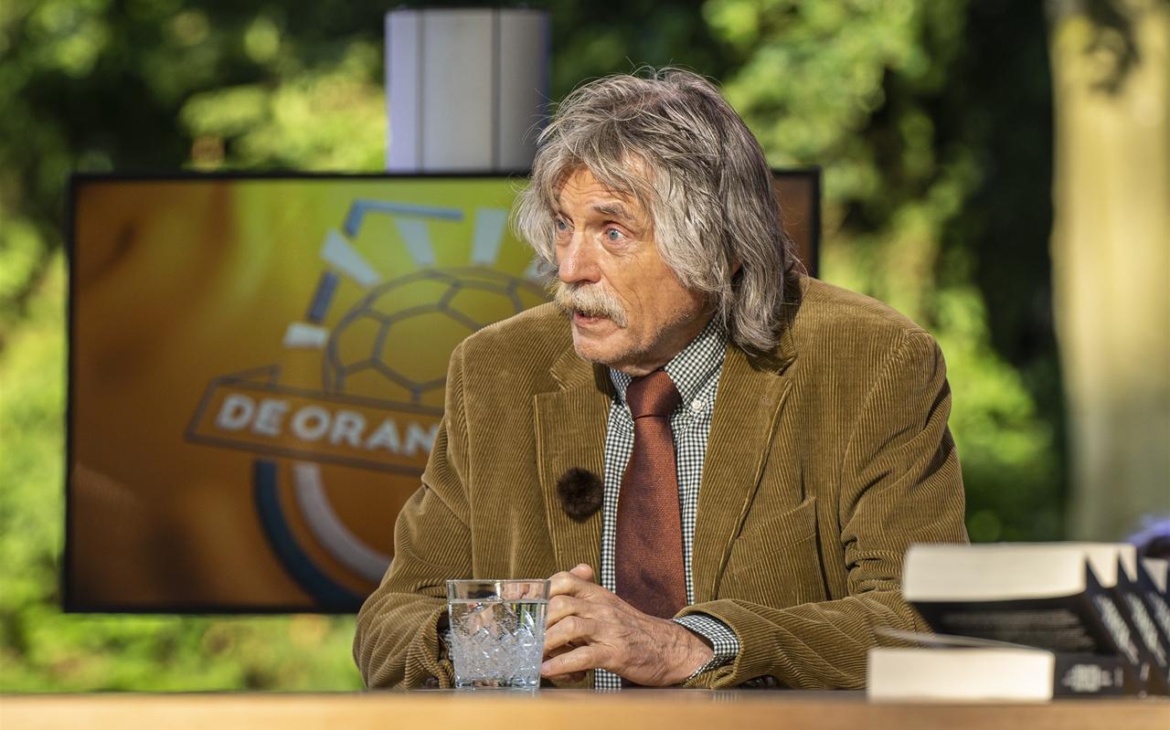 Johan Derksen is niet ontevreden over het programma Oranjezomer. Johan Derksen is niet ontevreden over het programma Oranjezomer.