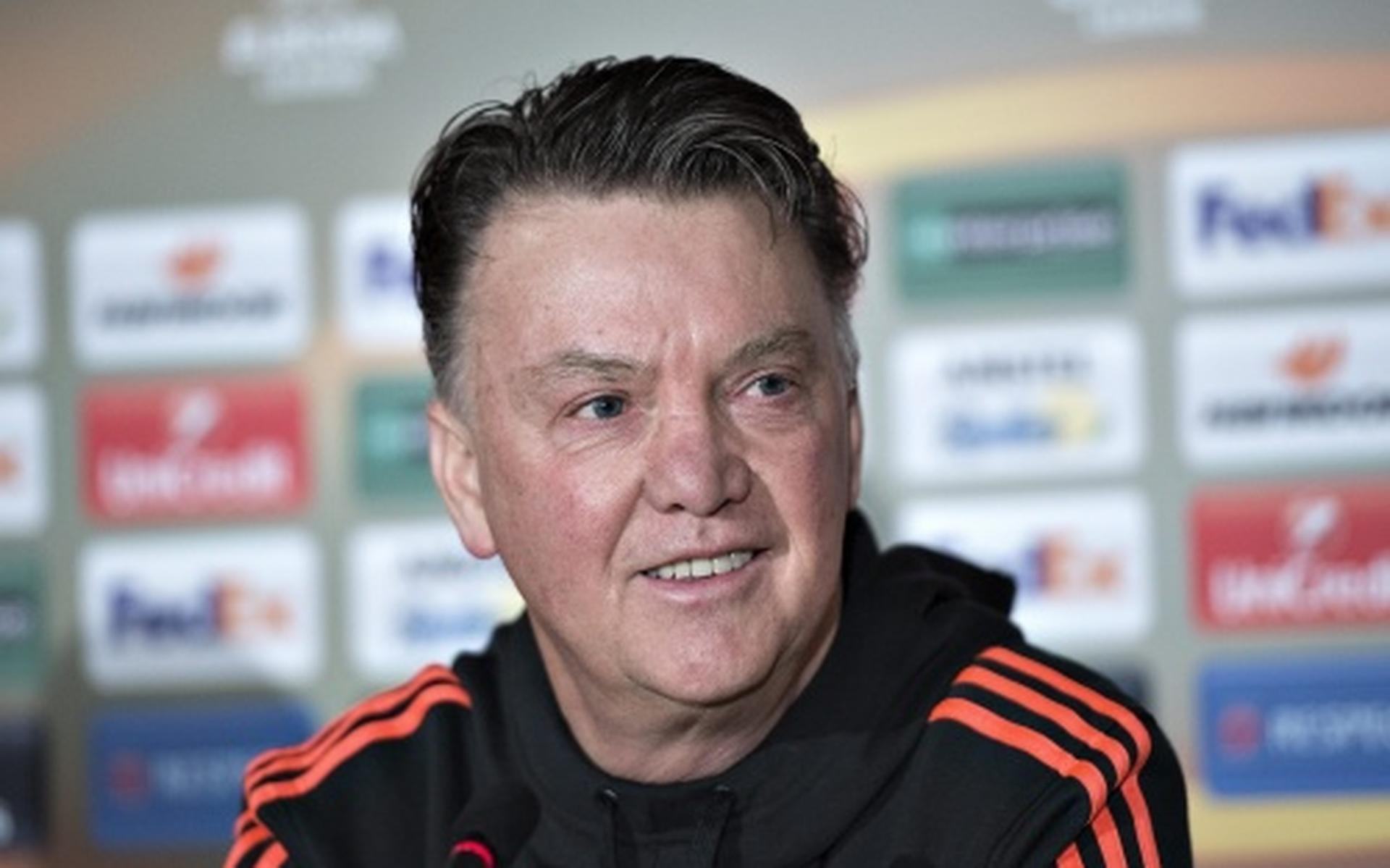 Van Gaal met United tegen Liverpool