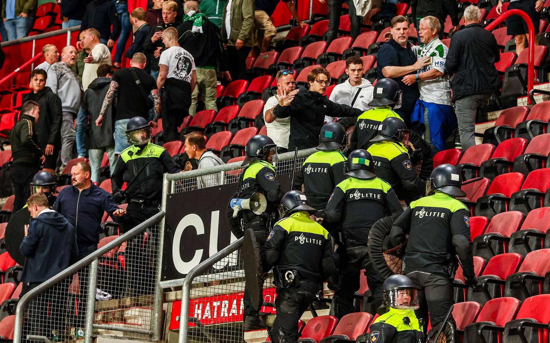 Deskundigen Zien Ruimte Voor Verbetering Aanpak Voetbalgeweld - Dagblad ...