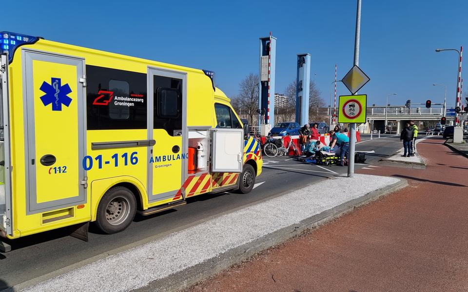 Man aangereden op Twentse snelweg, waarom hij daar liep is nog een vraagteken. Man aangereden op Twentse snelweg, waarom hij daar liep is nog een vraagteken.