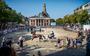 Een jaar geleden vond de  traditionele paardenkeuring tijdens de viering van Groningens Ontzet plaats op de Vismarkt.