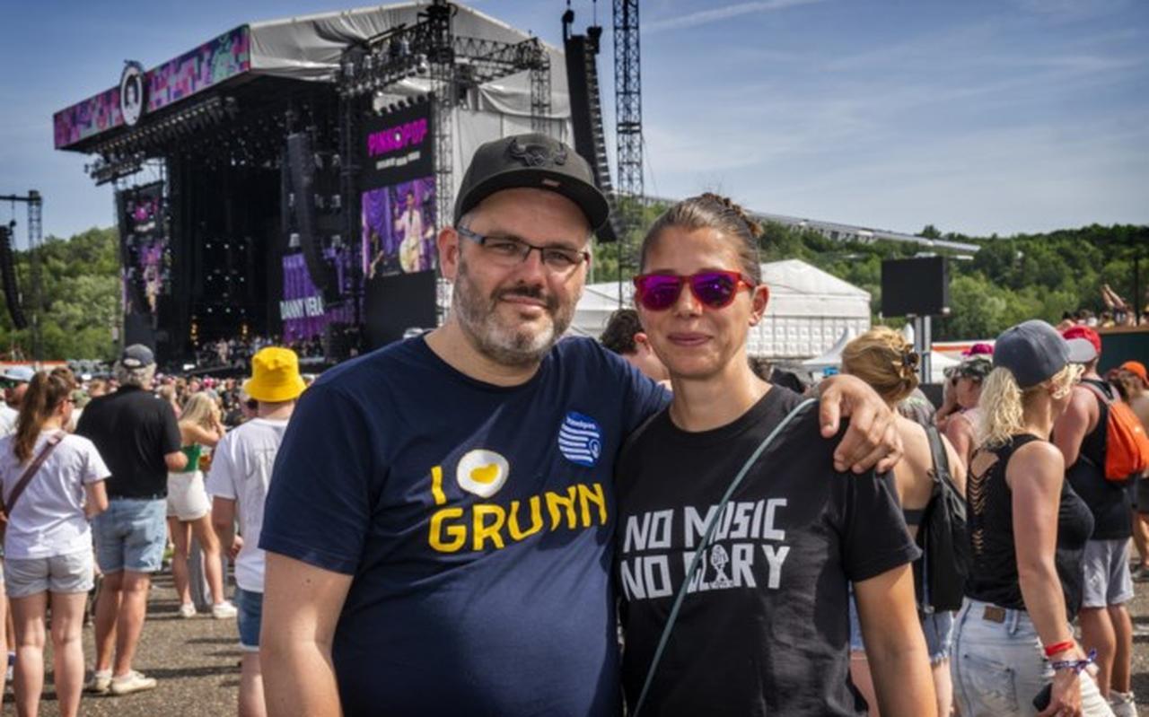 Dimitri stelt chemo uit voor een concert van Metallica. Dimitri stelt chemo uit voor een concert van Metallica.