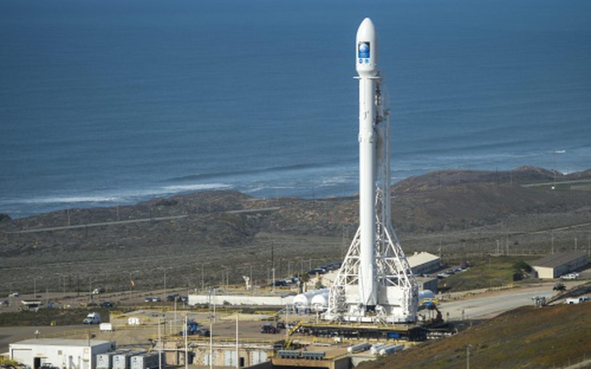 SpaceX blaast lancering op laatste moment af